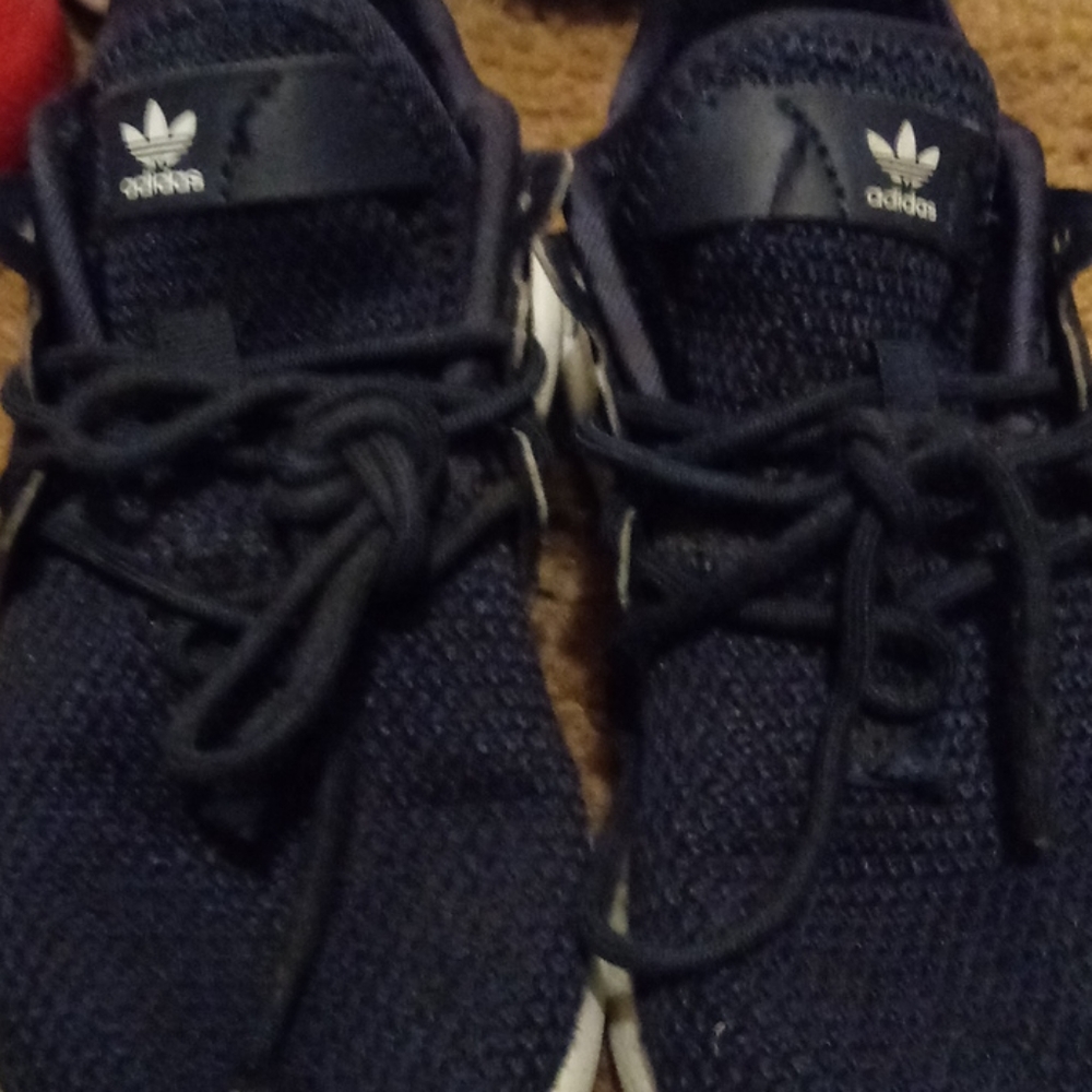 adidas - Picture 2 of 3